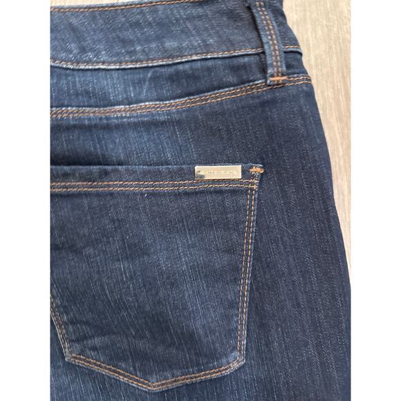 White House Black Market Mid Rise Bermuda Short Women's Size 6 - Picture 5 of 8